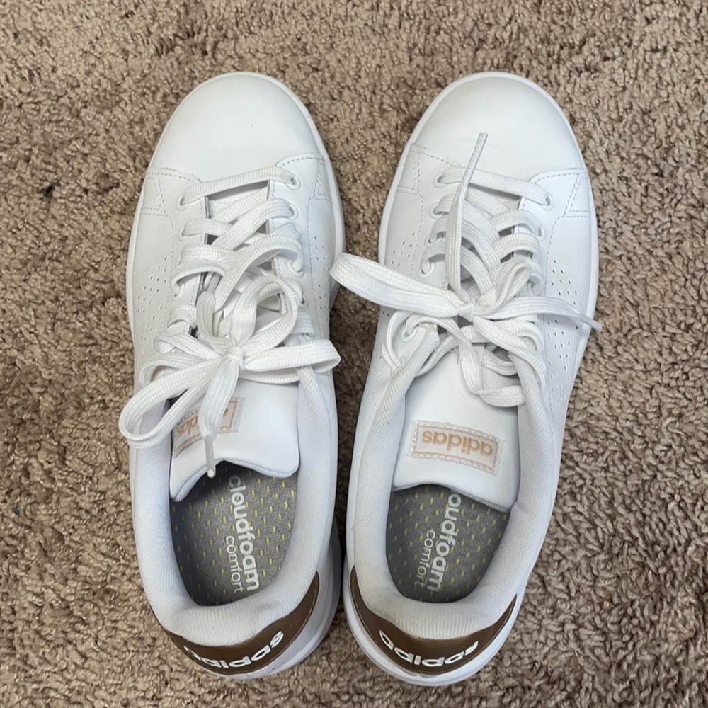 Adidas Sneakers